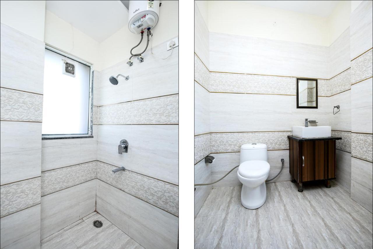 Hotel Jb Residency !! Luxurious & Royal Balcony Rooms !! Large Rooms Zirakpur Bagian luar foto
